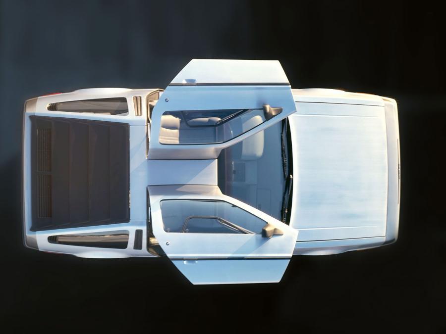  DeLorean DMC-12 1981 года  (фото 23 из 48)